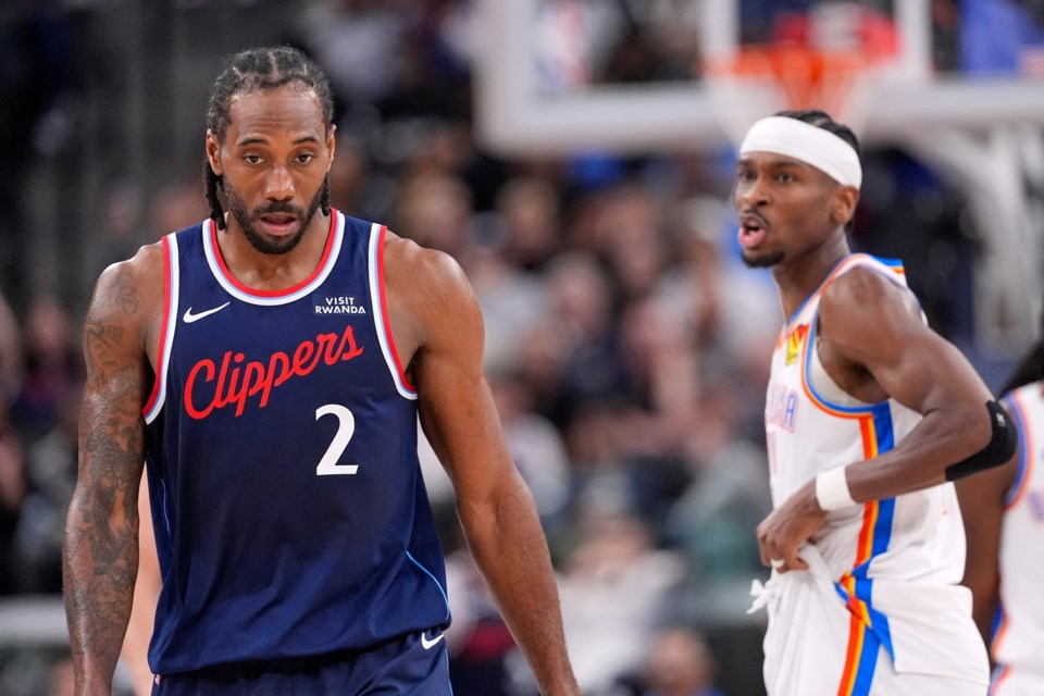 Kawhi Leonard in a Clippers uniform